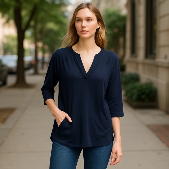 Lilly Pulitzer Tops - LILLY PULITZER Top. Size Small